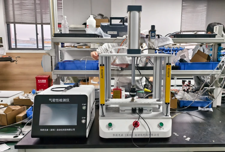 Leak tester for GPS trackers