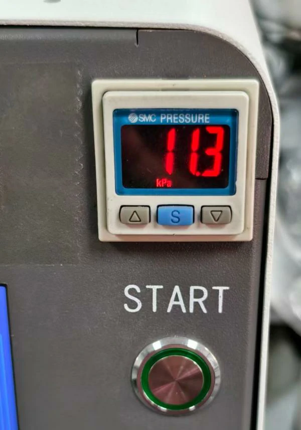 Custom pressure display panel