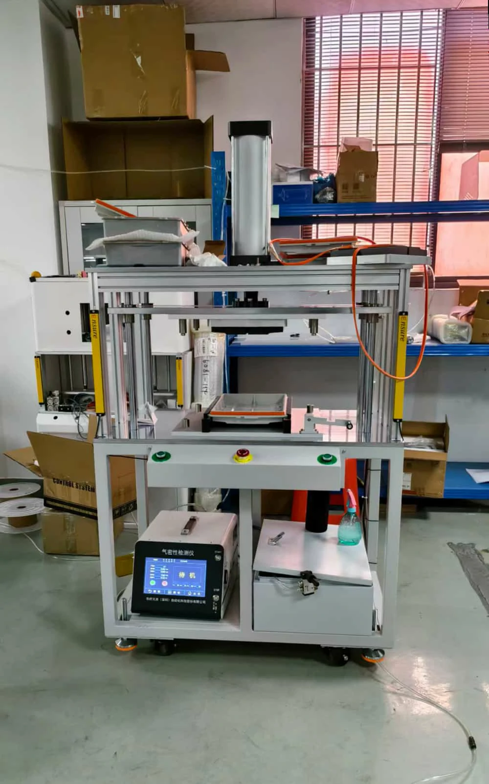 Dedicated leak testing machine for AC component covers