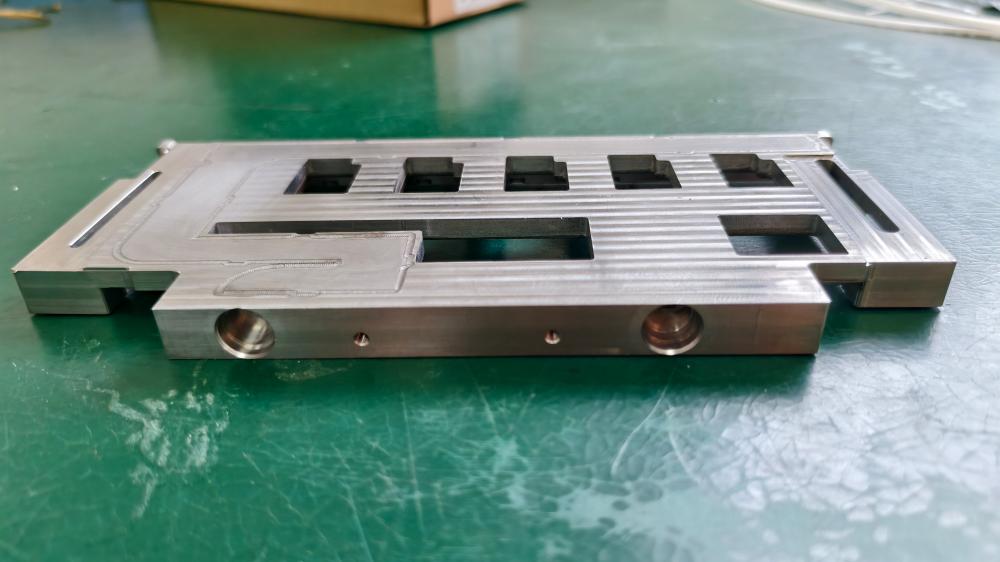 Air inlet hole of the CNC machined part