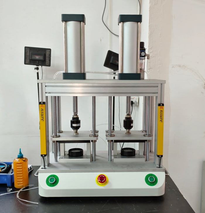 Leak tester for water purifier housing