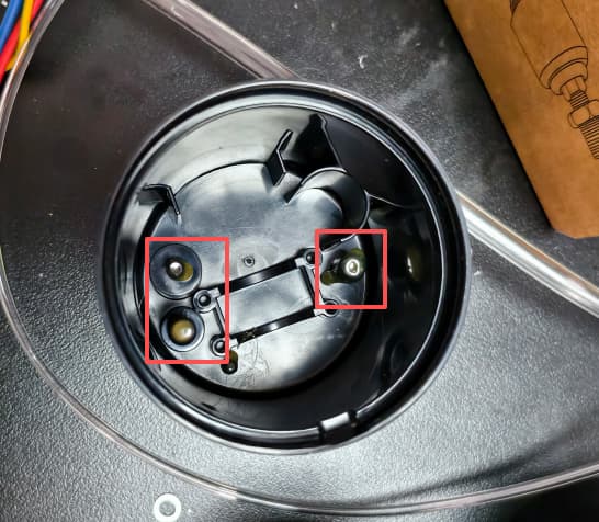 Sealant area inside water purifier housing
