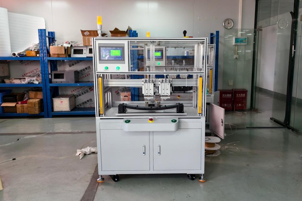 WAFU Brothers dedicated leak testing cabinet for four-wheel electric vehicle tail lights